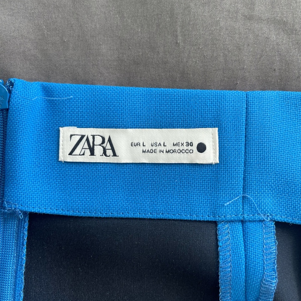 Skirt royal Blue also have the Blazer for it post .